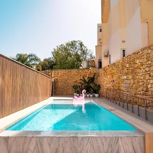 Pensión Spinola, San Julián
